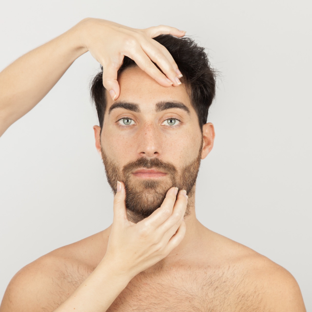 Facial Hair Transplant: The New Trend Among UK Men Visiting Turkey