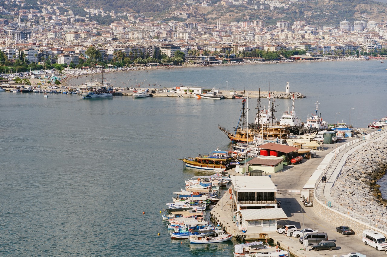 Why is Medical Tourism Booming in Kusadasi in 2025?