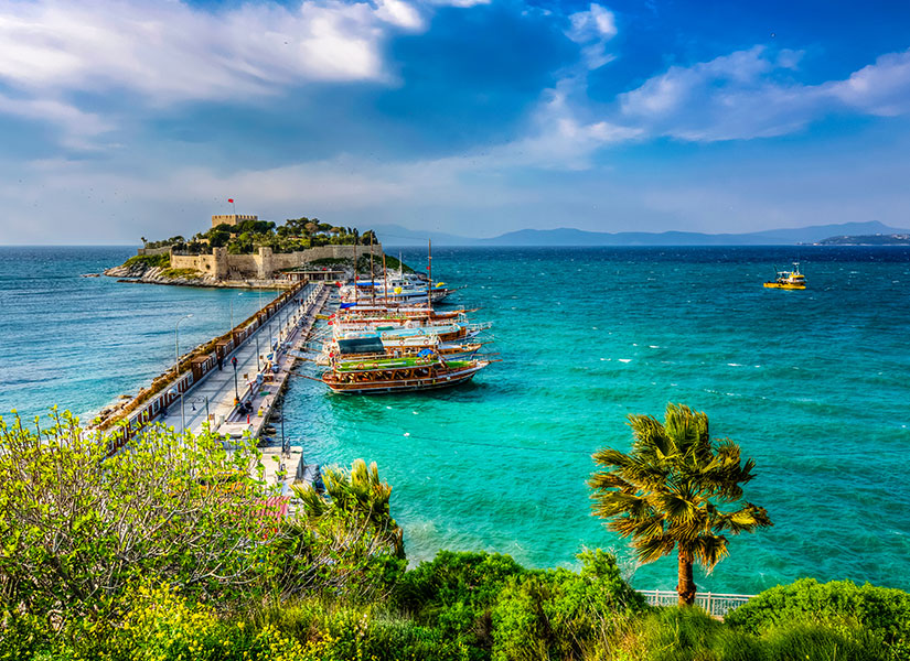 How Far is Kusadasi from Izmir? Transportation Options