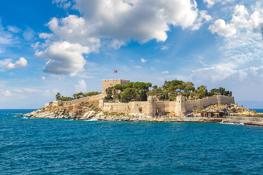 What Time is It in Kusadasi? A Traveler’s Guide