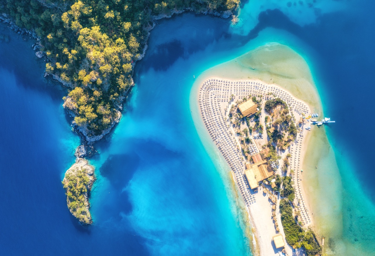 How Can I Book a VIP Transfer from Antalya Airport for a Business Trip?